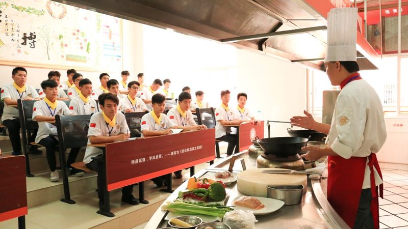 食品OEM代加工：揭秘行业背后的秘密与选择之道