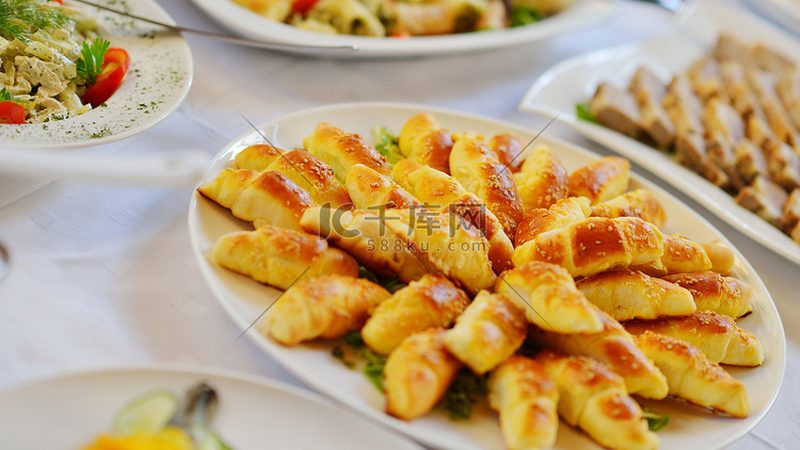 食品代理加盟背后的成功秘诀：案例分析揭秘